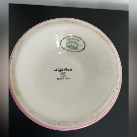 Vintage Laura Ashley Ceramic Floral Vase French Country Style. - Picture 5 of 5